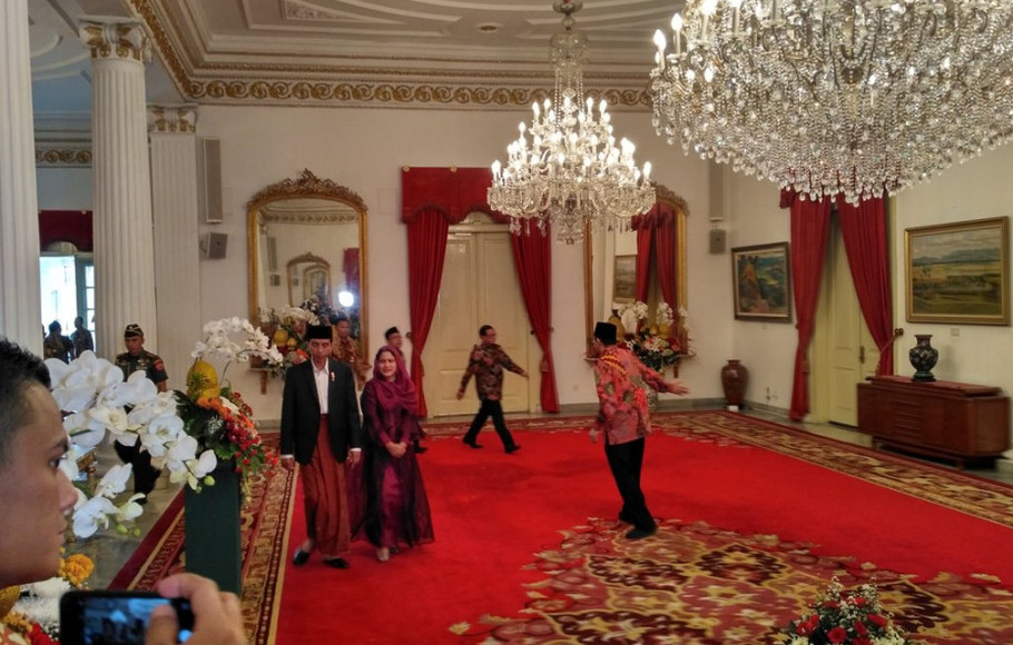 Presiden dan Ibu Iriana Joko Widodo di Istana Negara. - image (beritasatu.com)