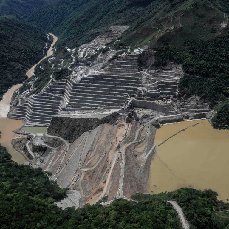 Pelajaran dari Pembangunan Bendungan | Dam construction Lesson Learnt | ‘design errors’ caused Ituango Colombia dam collapse?